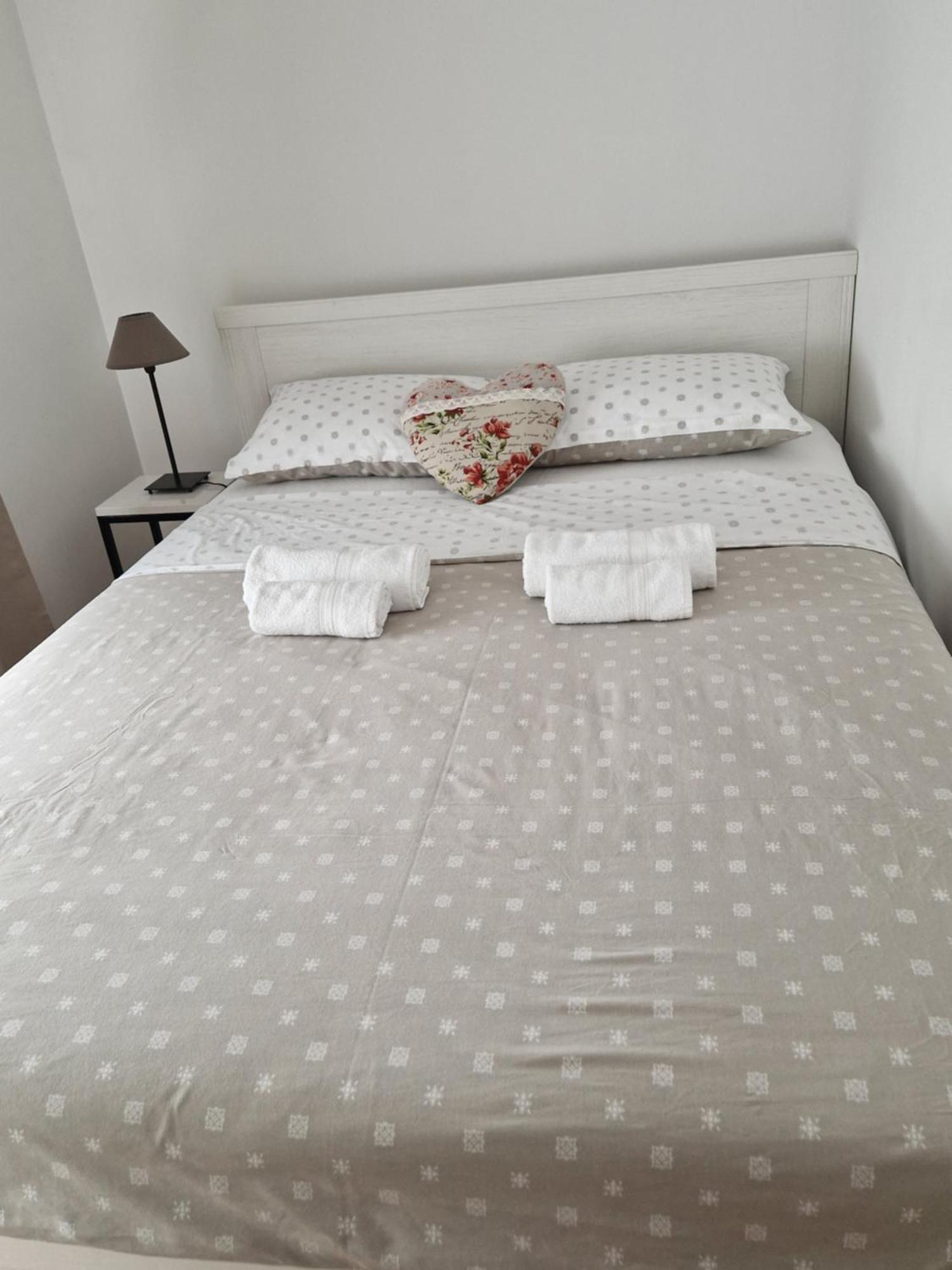 Apartment Rose Сесвете Экстерьер фото